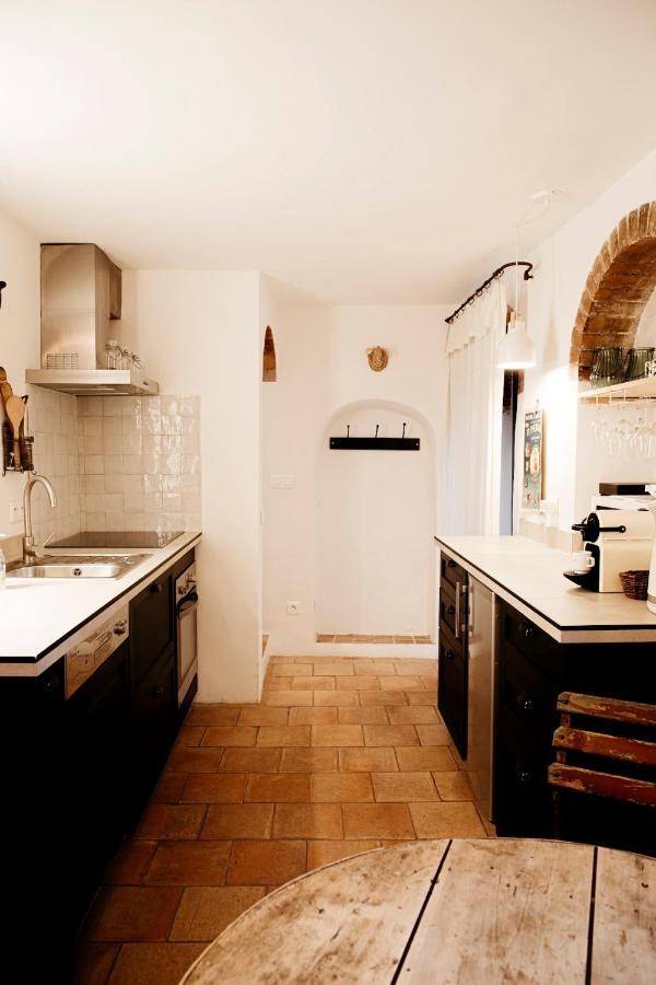 La Petite Maison Lourmarin Exterior photo
